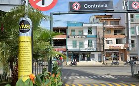 Hotel Canoa Inn